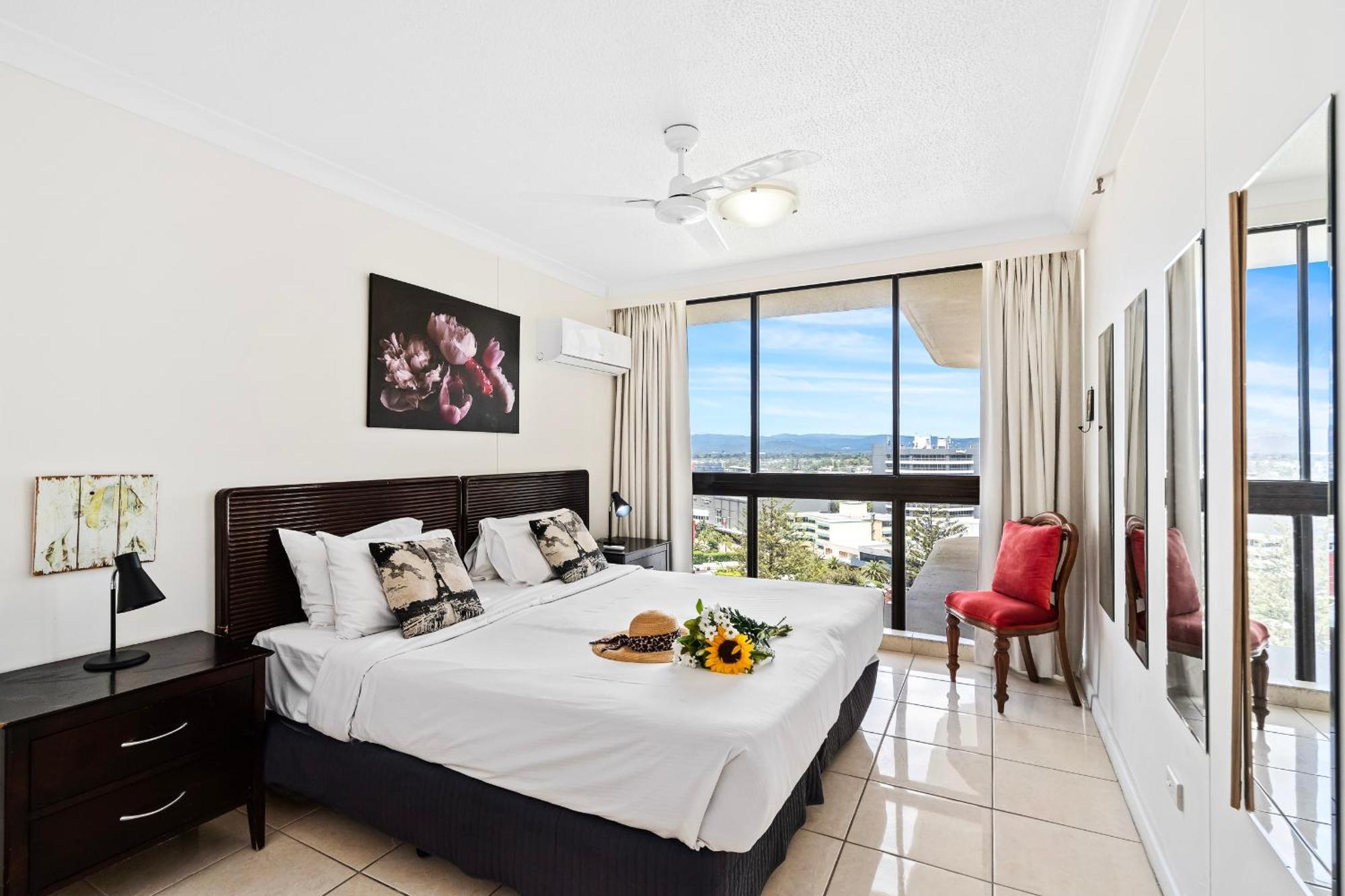 Beachcomber Resort - Official Gold Coast Exterior photo