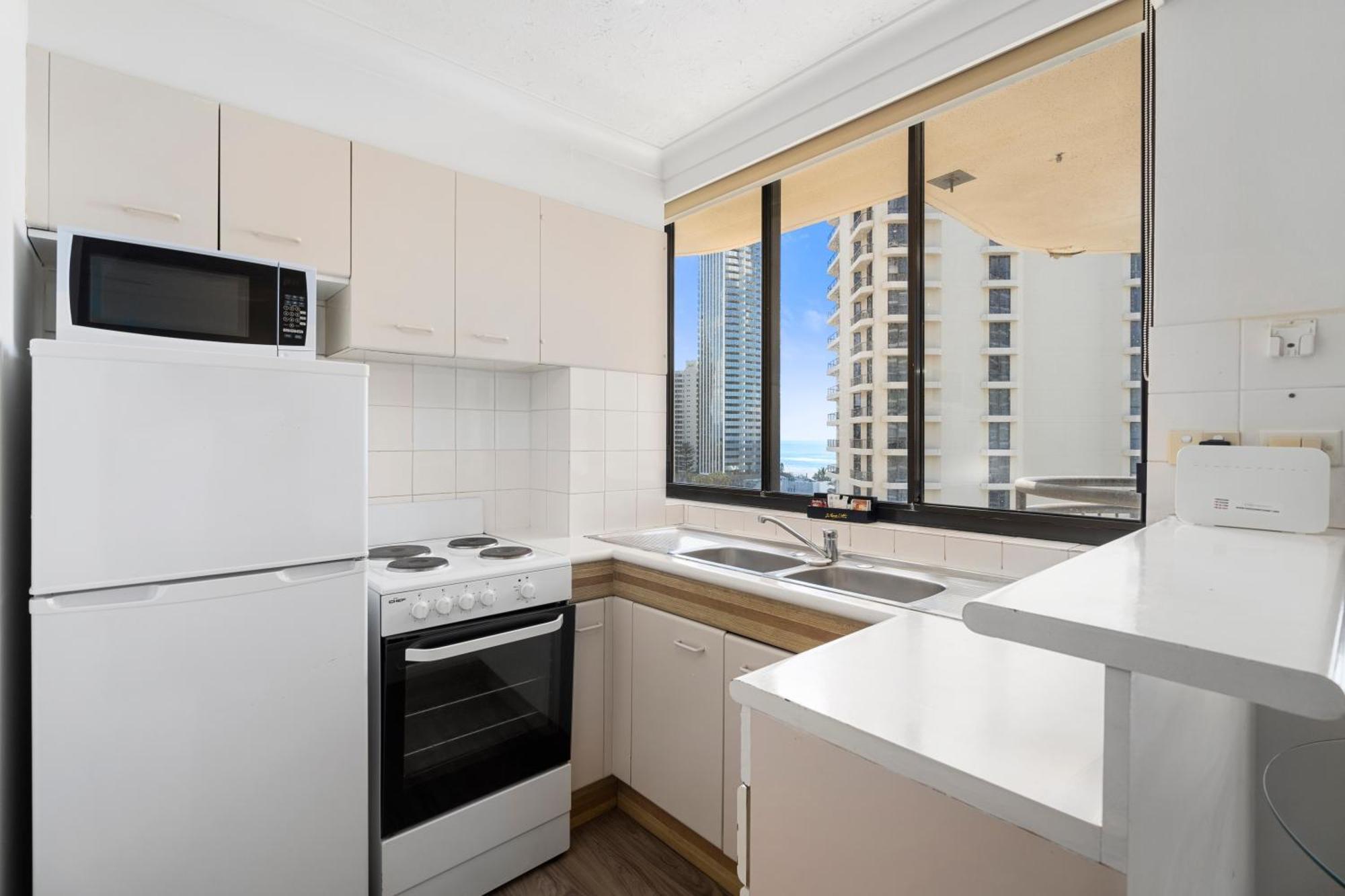 Beachcomber Resort - Official Gold Coast Exterior photo