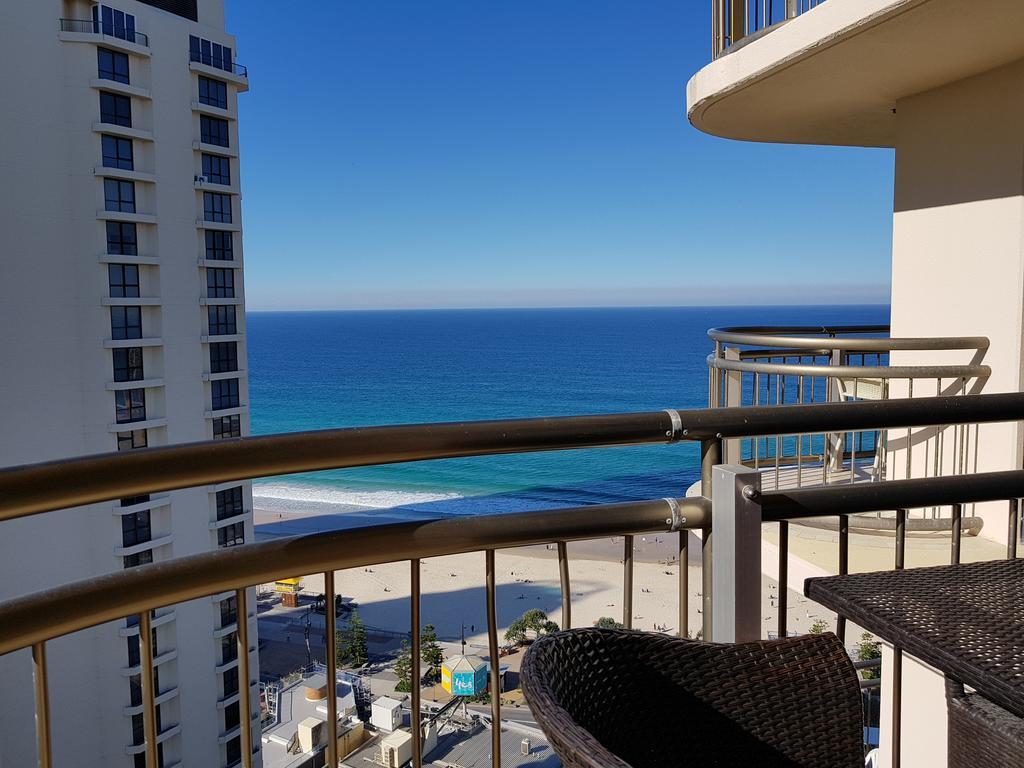 Beachcomber Resort - Official Gold Coast Room photo